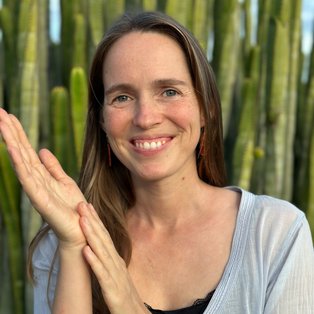 Miriam Lutz - Aromayoga & Aromacoaching